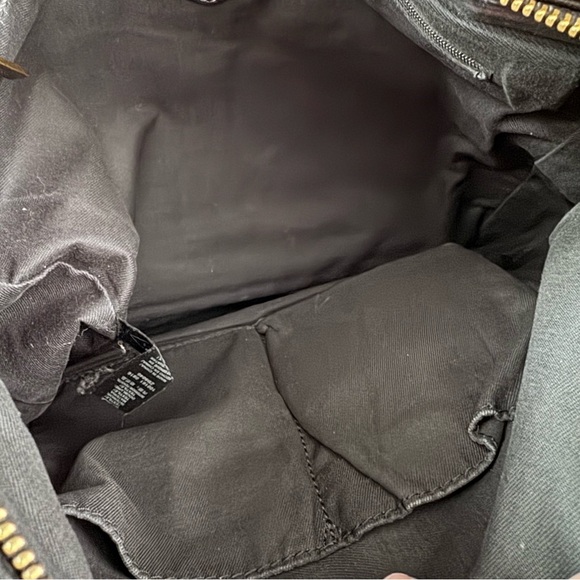 Fossil black leather 3 zip bag medium size - Picture 13 of 13